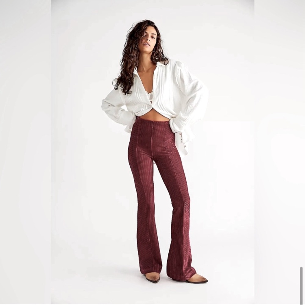 Free People Slim Pull-On Velvet Flare Pants XS rusty red